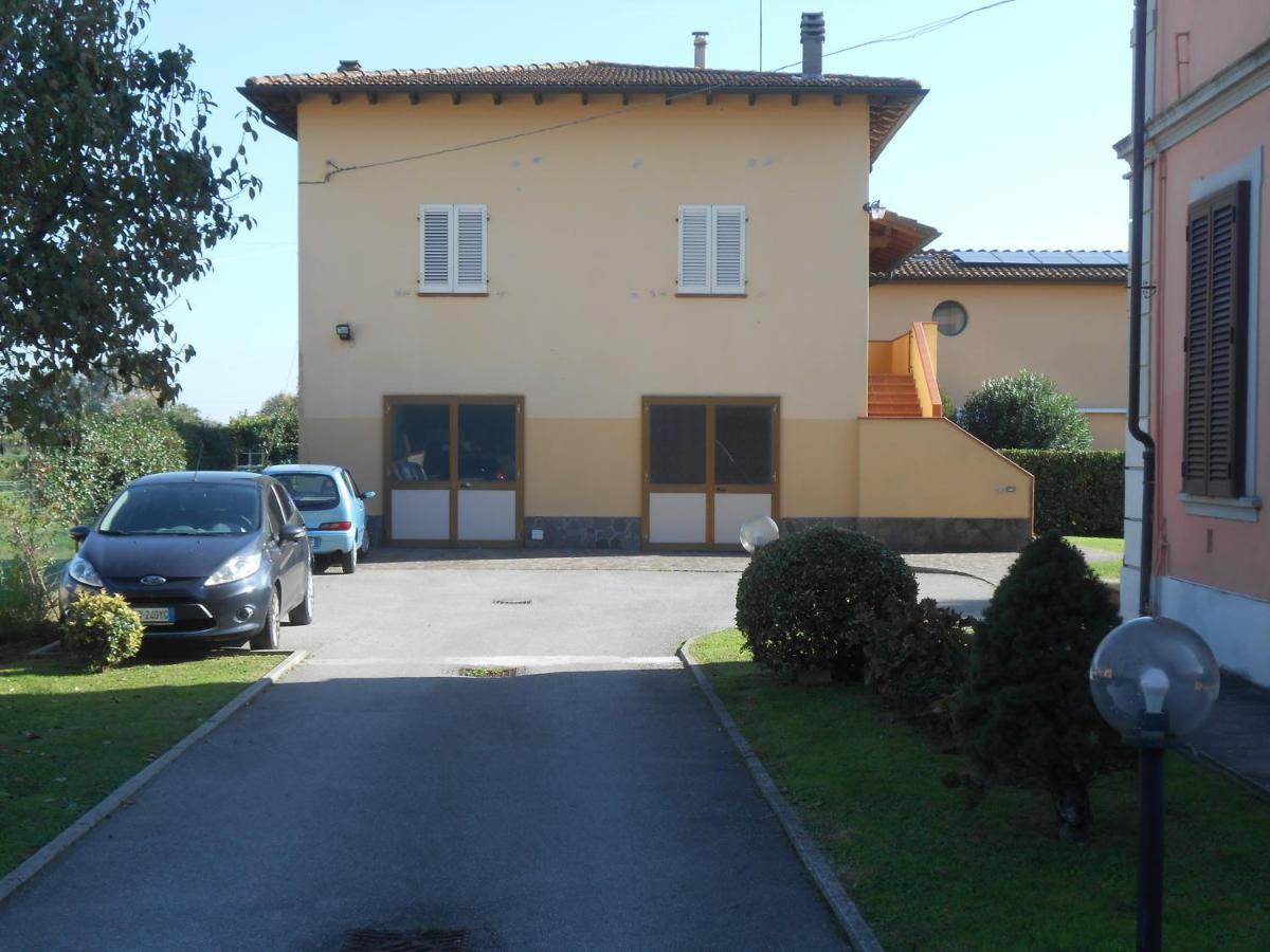 Casa Vacanze Orsi Lucca Luaran gambar